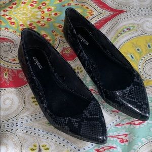 Express ballet flats